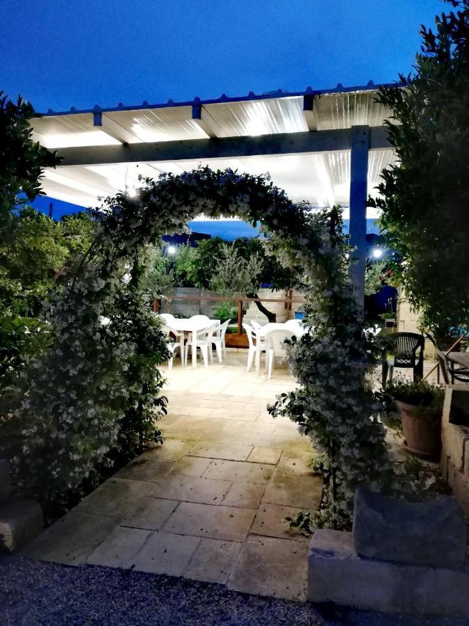 Ch Guest House Vernole Exterior foto